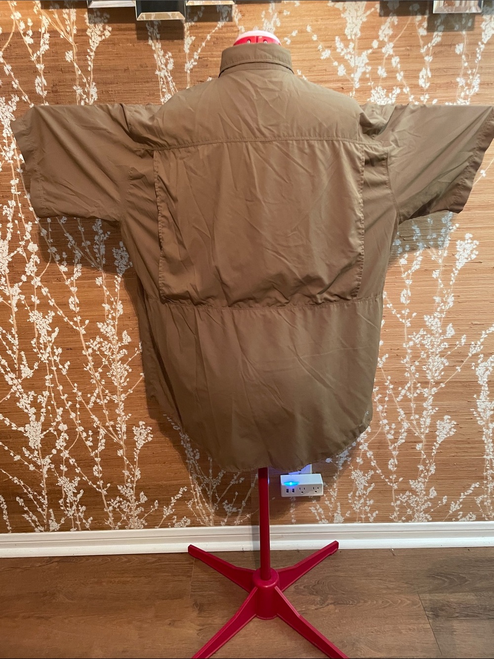 Ariat Brown Short Sleeve Button-Down Casual Shirt - Picture 2 of 3